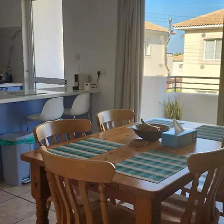 Apartment Breeze Sea View *